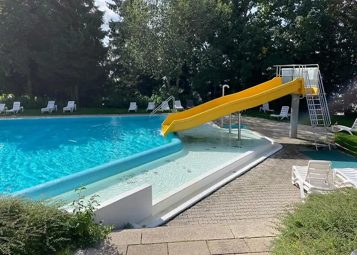 Bavarian Escape Mit Pool 公寓
